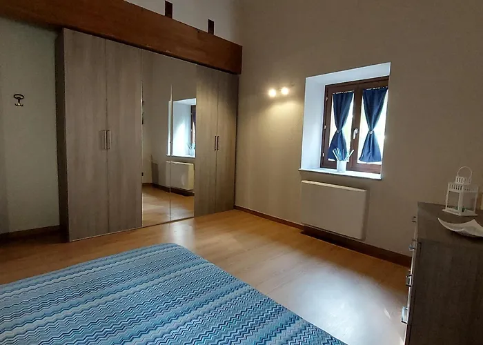 Istanti - Bambu 科斯蒂廖莱萨卢佐